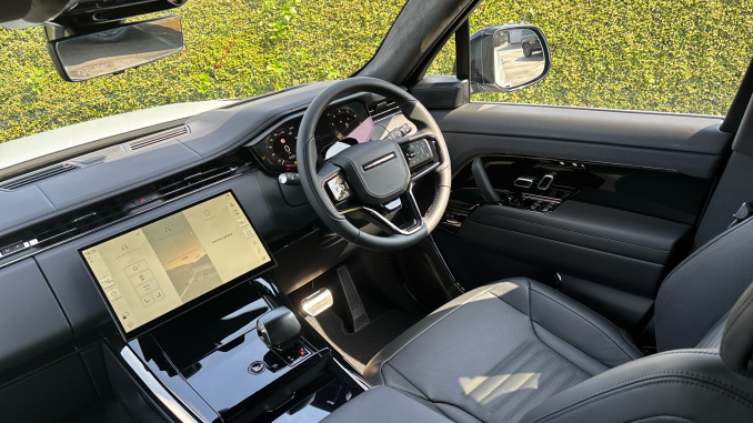Land Rover Range Rover Sport 4.4 P635 V8 SV Ultimate Edition 5dr Auto Petrol Estate - Image 36